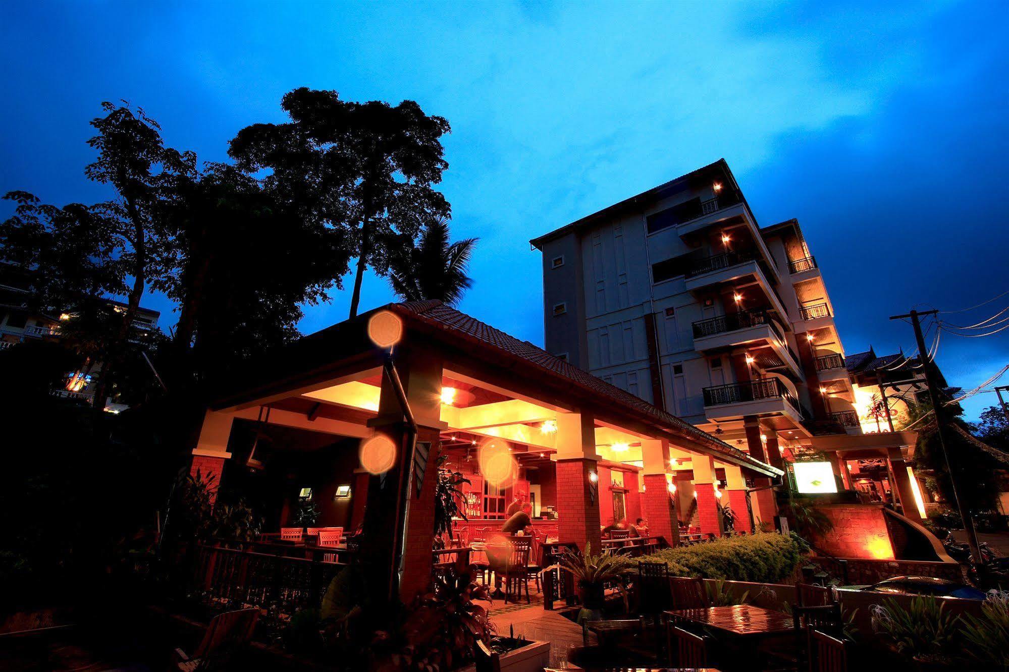 Sun Hill Hotel Patong Exteriör bild